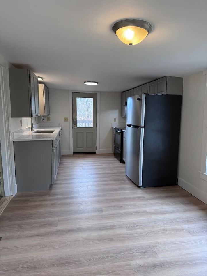 54 Chestnut Ridge Ave - Photo 6 of 40