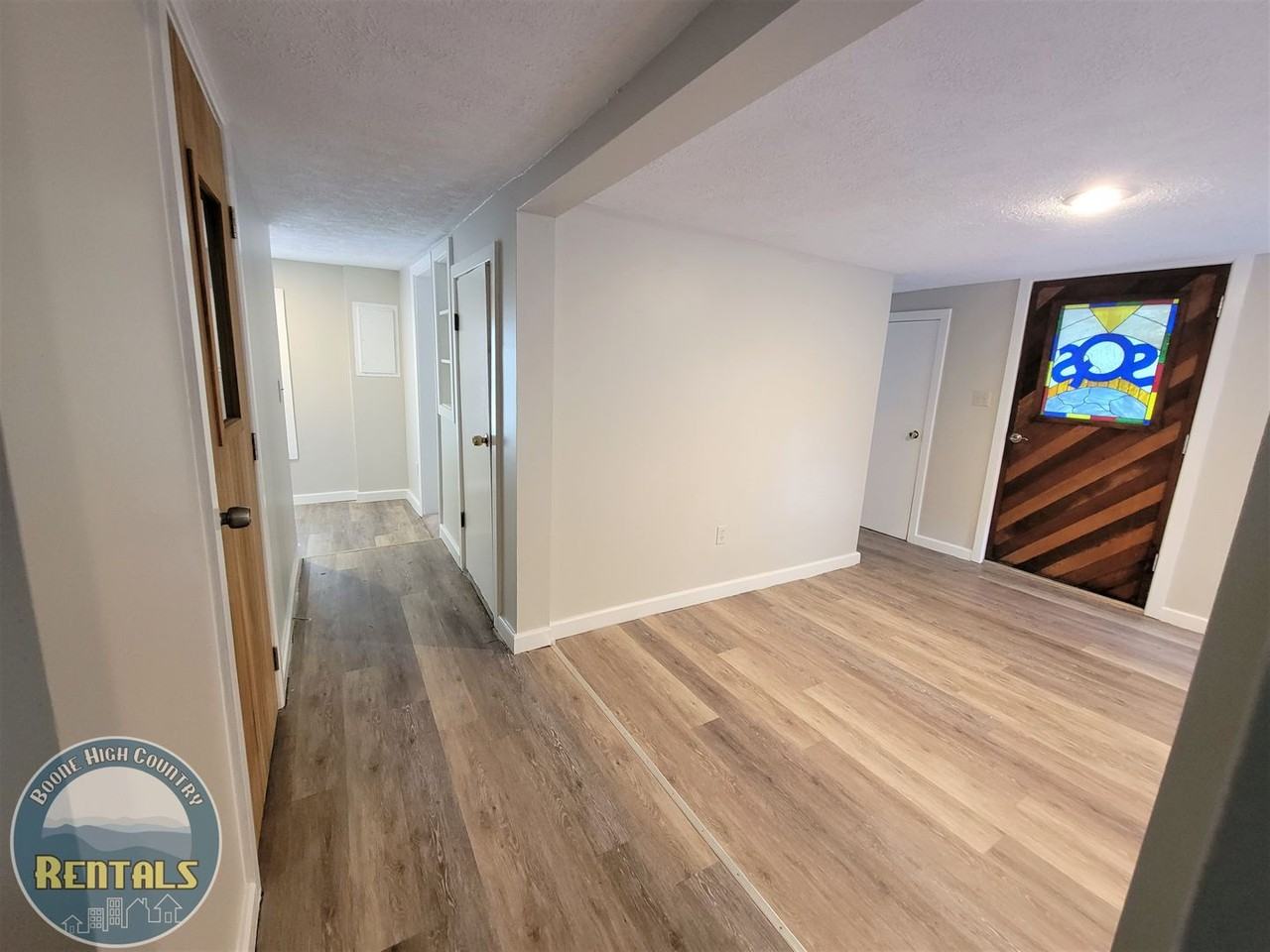 299 Hill St - Photo 3 of 25