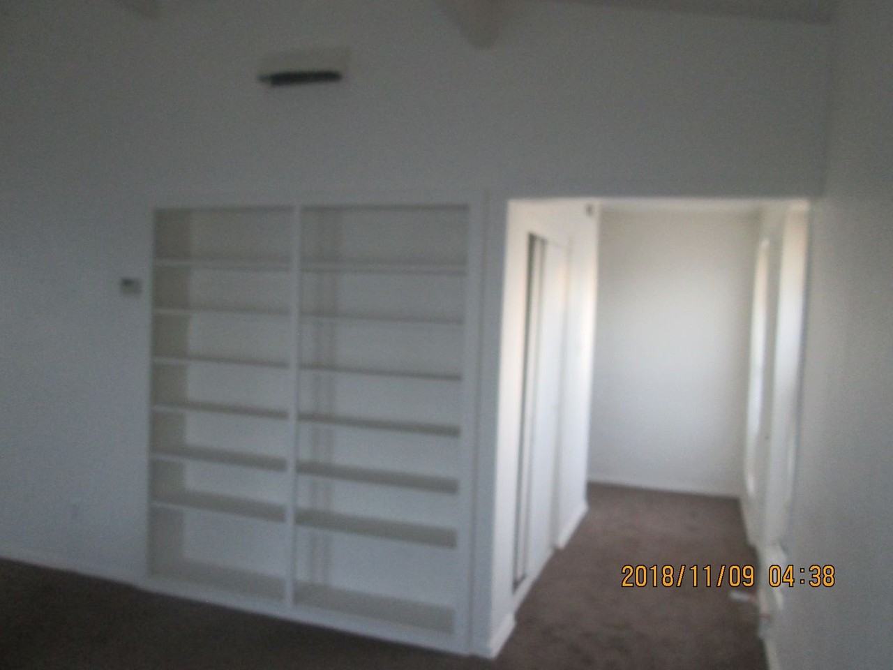 13210 Mount Whitney St - Photo 5 of 16