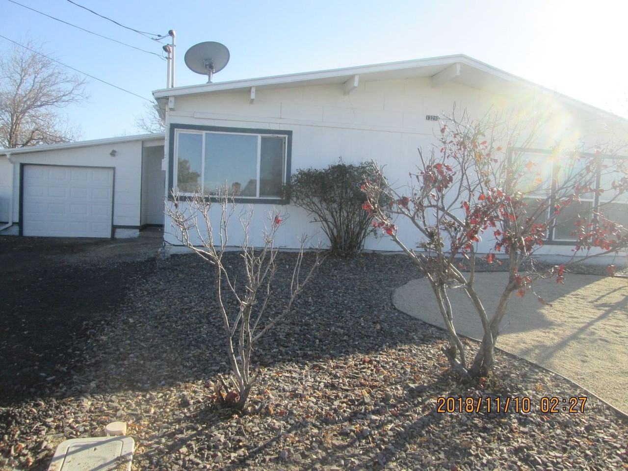 13210 Mount Whitney St - Photo 6 of 16