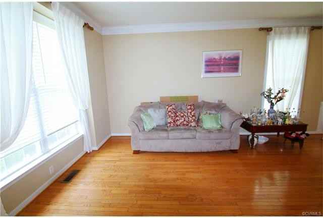 6512 Southshore Dr - Photo 3 of 13