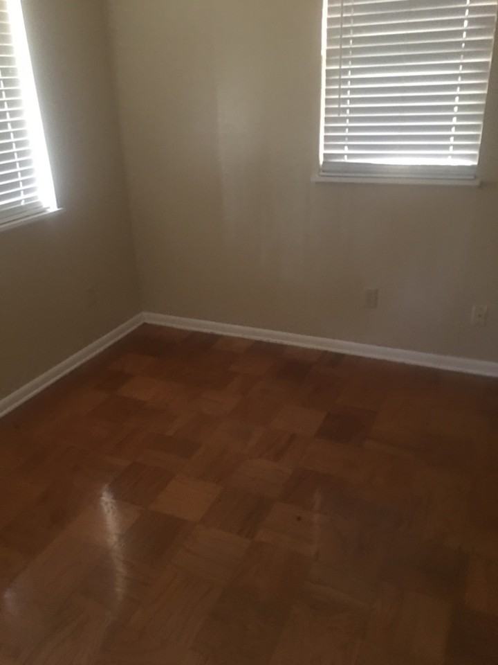 9439 Poinsetta Dr - Photo 7 of 10