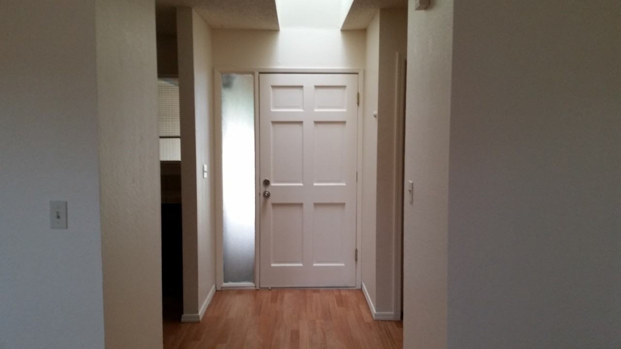 707 Kings Canyon Way - Photo 5 of 8