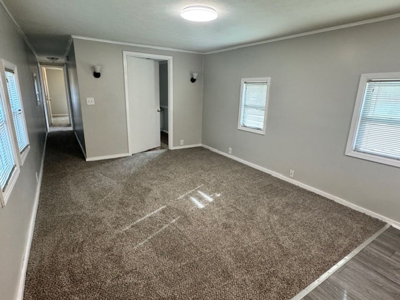 376 Hines Rd - Photo 3 of 7