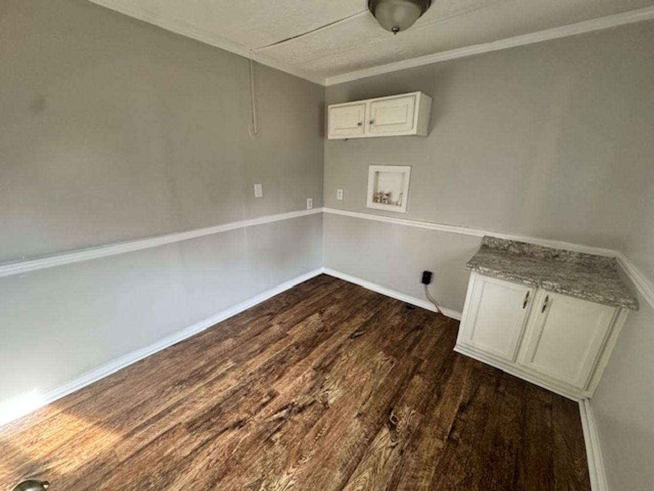 376 Hines Rd - Photo 5 of 7