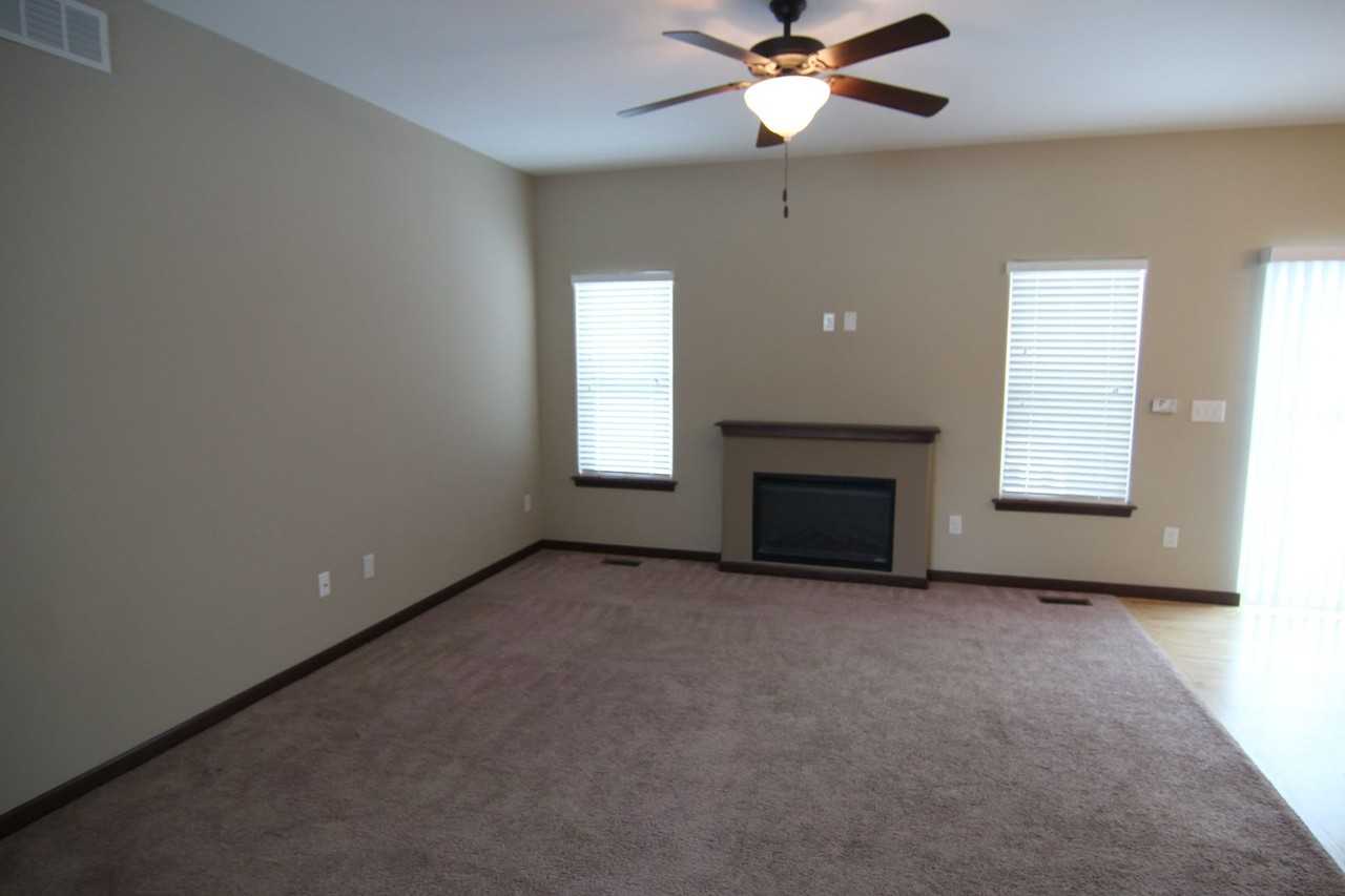 966 Manitou Trl - Photo 7 of 25