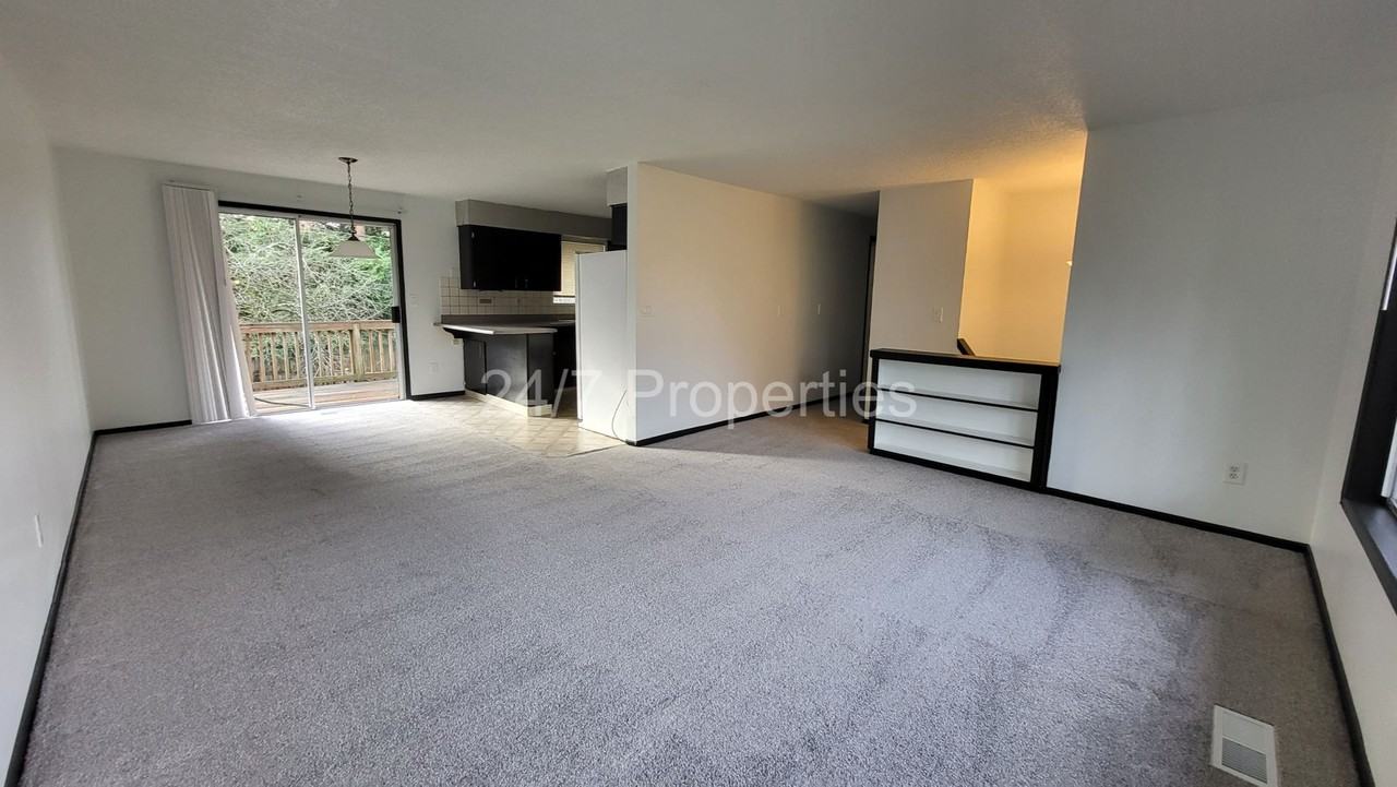 13840 Sw Walker Rd - Photo 2 of 18