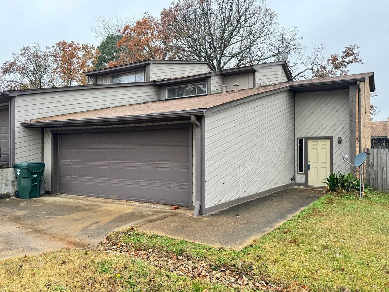 4217 Aberdeen Dr - Photo 2 of 34