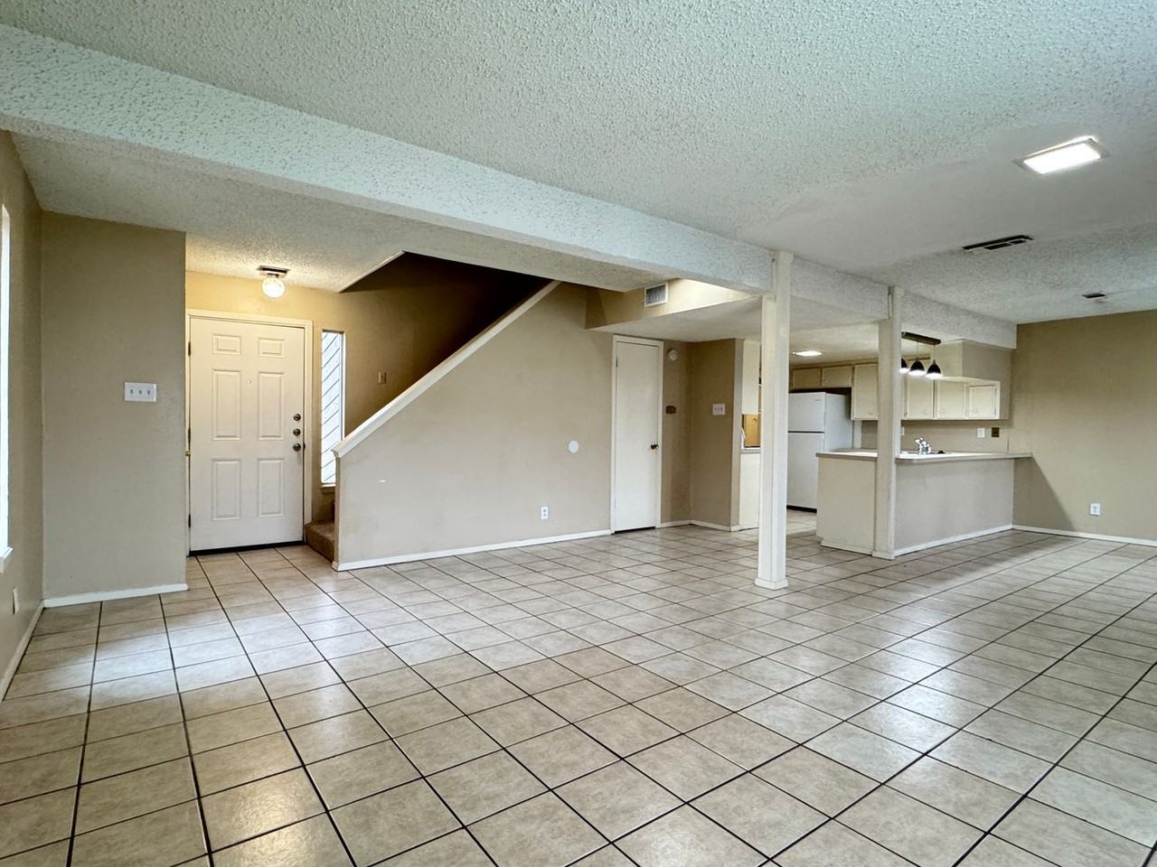 4217 Aberdeen Dr - Photo 4 of 34