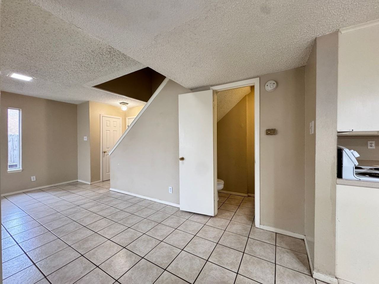 4217 Aberdeen Dr - Photo 7 of 34