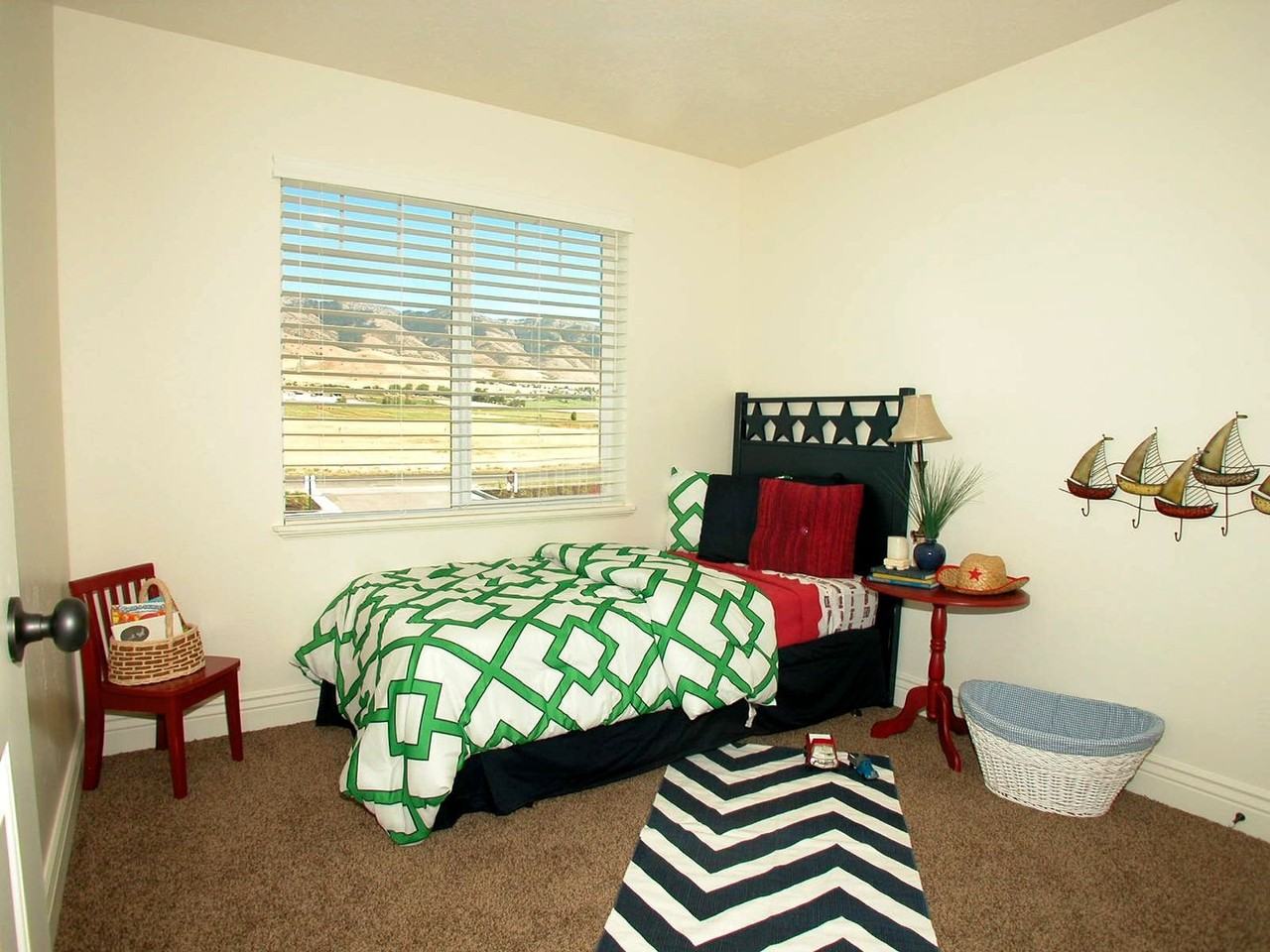 879 S 250 E #95 - Photo 5 of 14