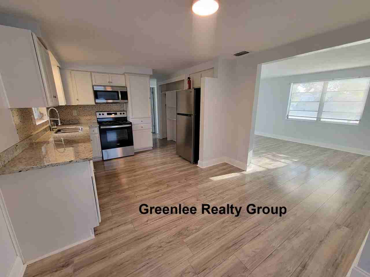 4827 Aegean Ave - Photo 7 of 21