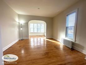 201 20th Ave Ne - Photo 1 of 1