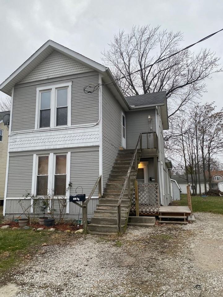 261 Elm St - Photo 2 of 8