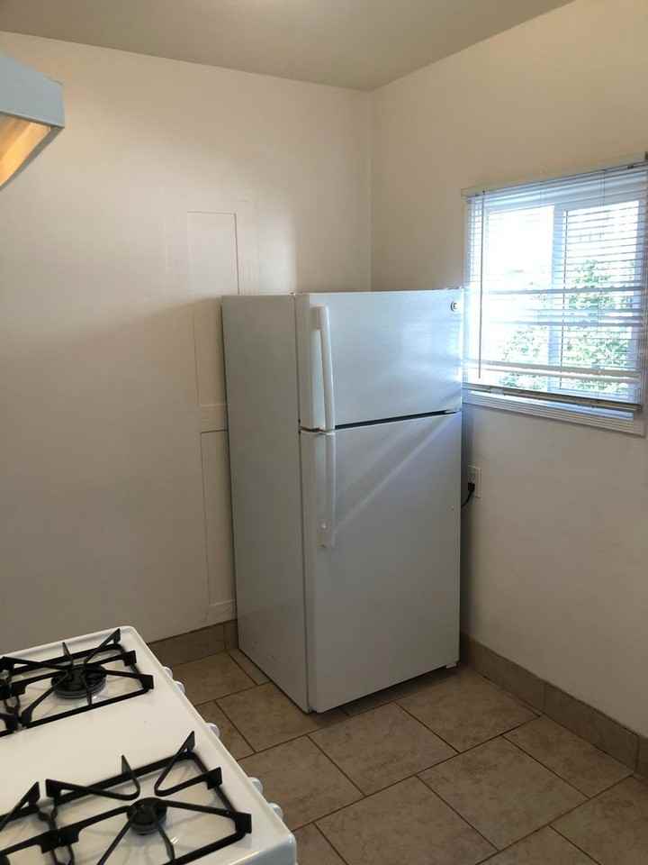 1097 Saint Louis Ave #C - Photo 6 of 9