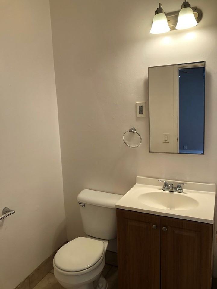 1097 Saint Louis Ave #C - Photo 7 of 9