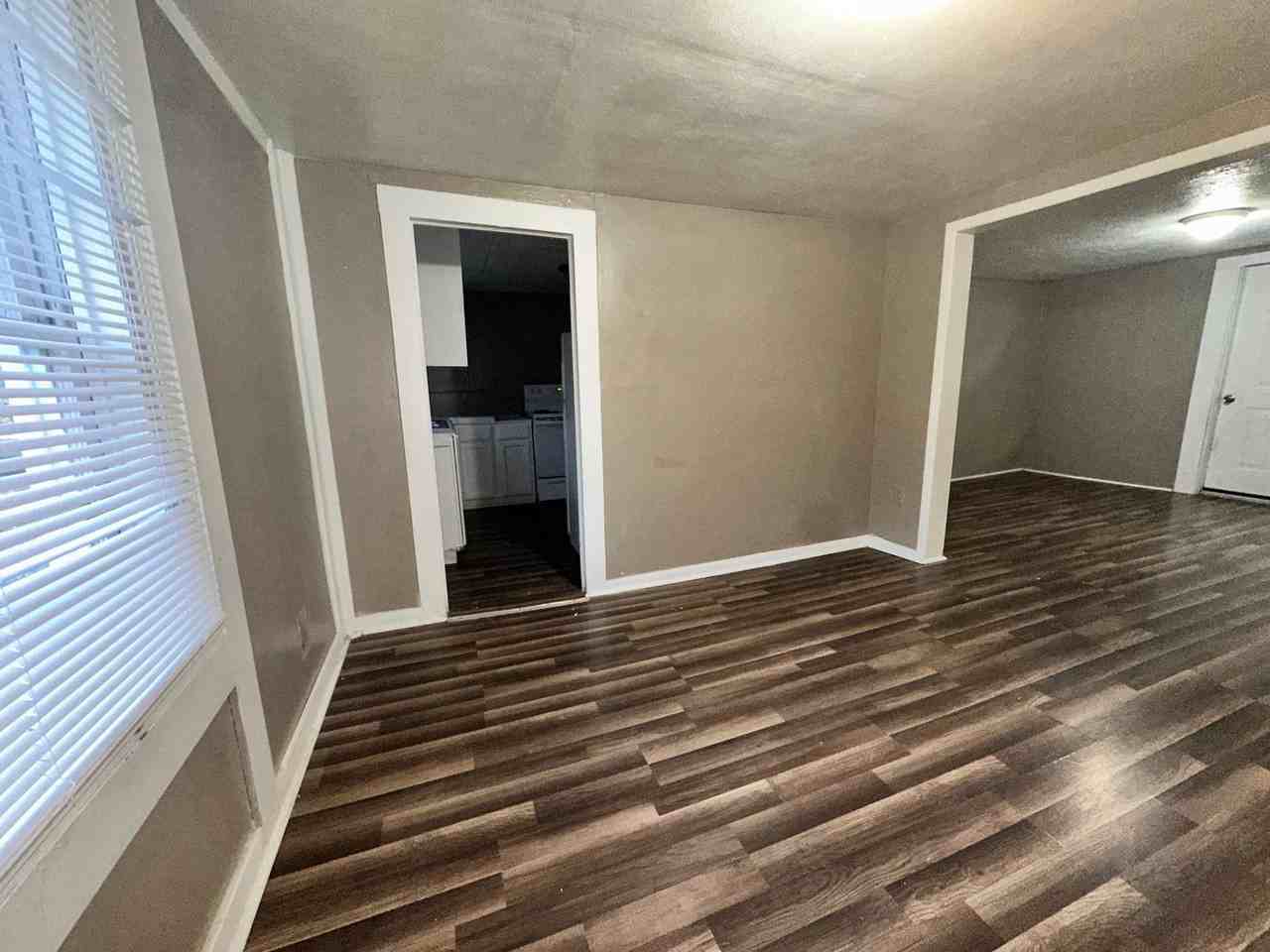 201 N 8th St - Photo 7 of 18