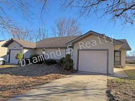 featured image of 4344 S Glenn Ave #B