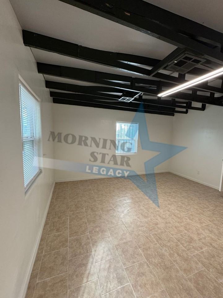 1253 2nd St - Photo 6 of 26