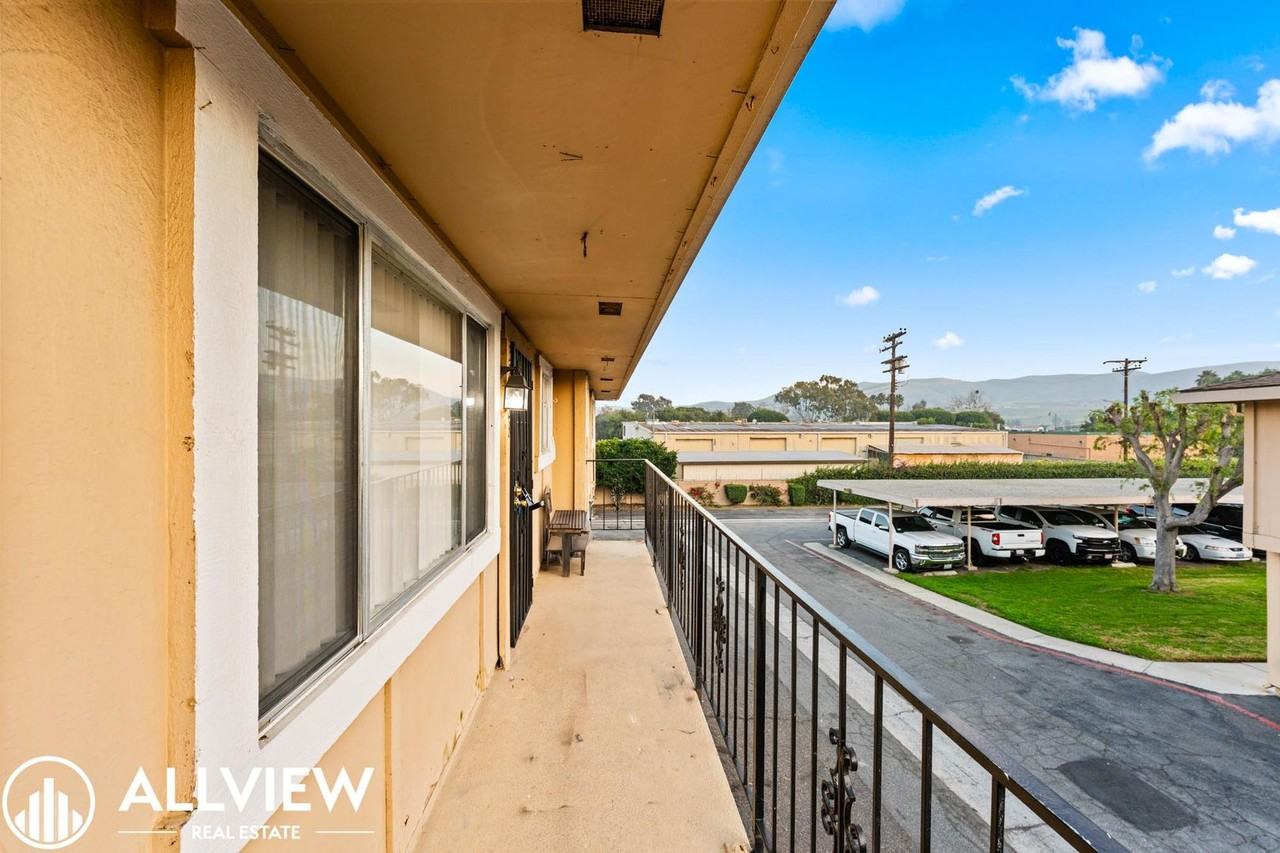 32128 Paseo Carolina - Photo 3 of 16