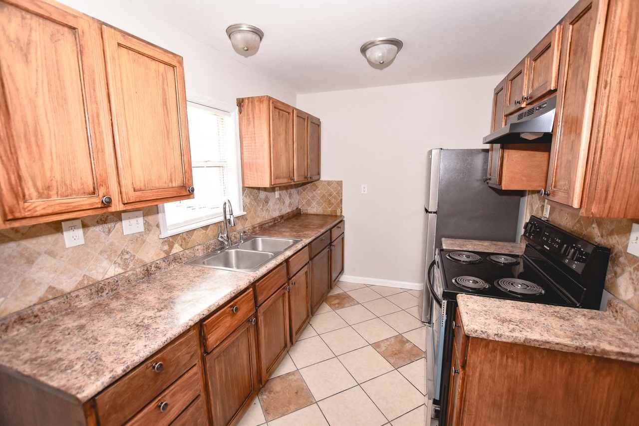 4740 Blue Haven Dr Nw - Photo 3 of 12