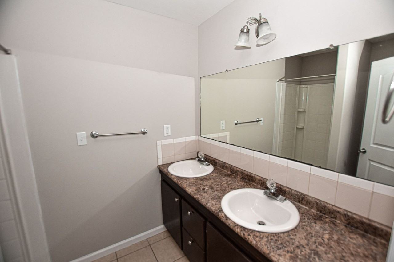 4740 Blue Haven Dr Nw - Photo 7 of 12