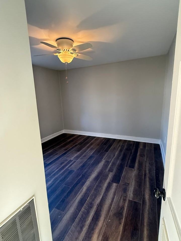 161 N Three Notch Rd - Photo 5 of 6