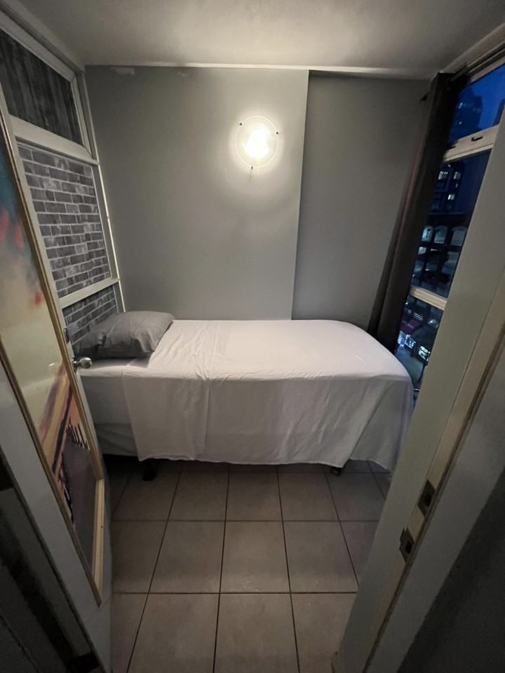 438 Seymour St - Photo 5 of 20