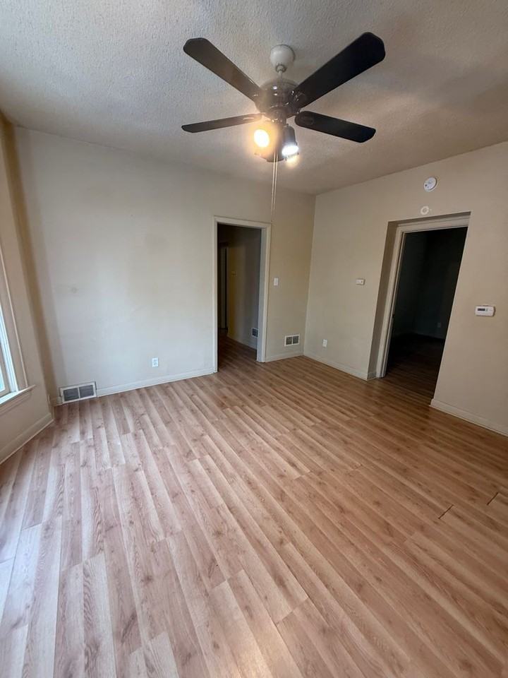 1310 3rd Ave N - Photo 4 of 7