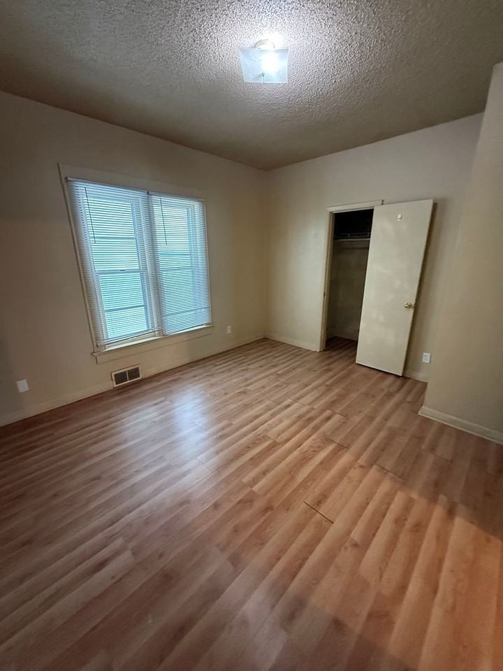 1310 3rd Ave N - Photo 7 of 7