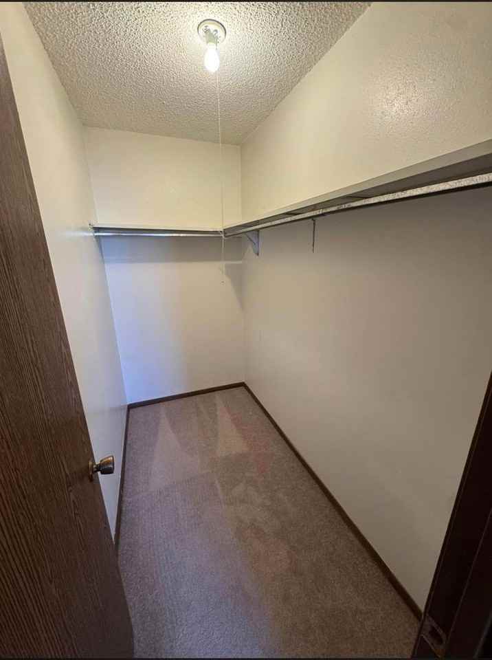 741 Westridge Rd - Photo 4 of 8