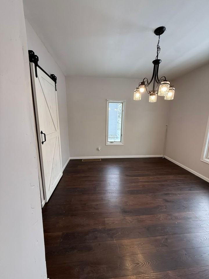 532 S 16th St - Photo 3 of 12