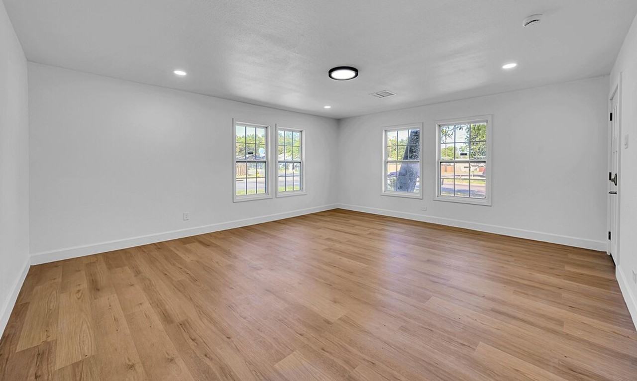 3132 N 25th St - Photo 6 of 22