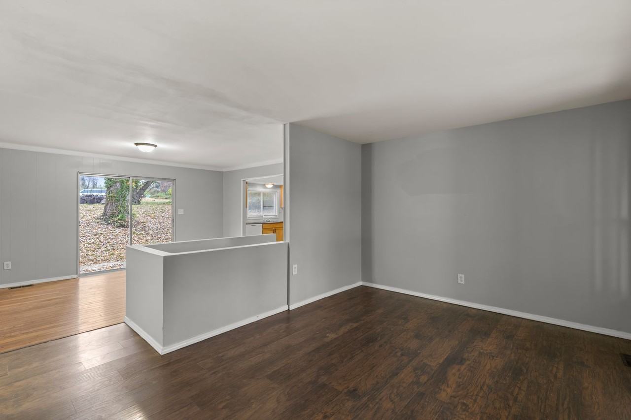 617 Science Hill Dr - Photo 4 of 17