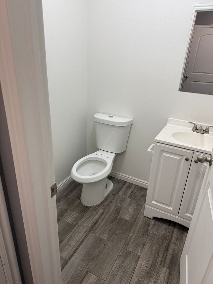 1796 E American Way - Photo 5 of 18