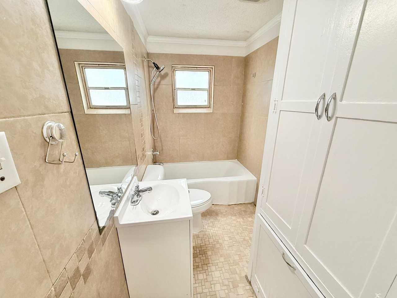 4716 W Spencer Field Rd - Photo 7 of 12