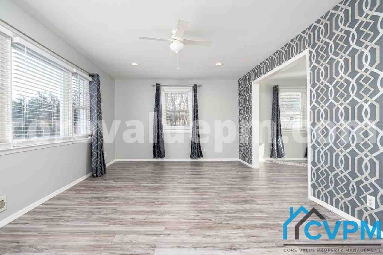 311 Ardmore Rd - Photo 5 of 26