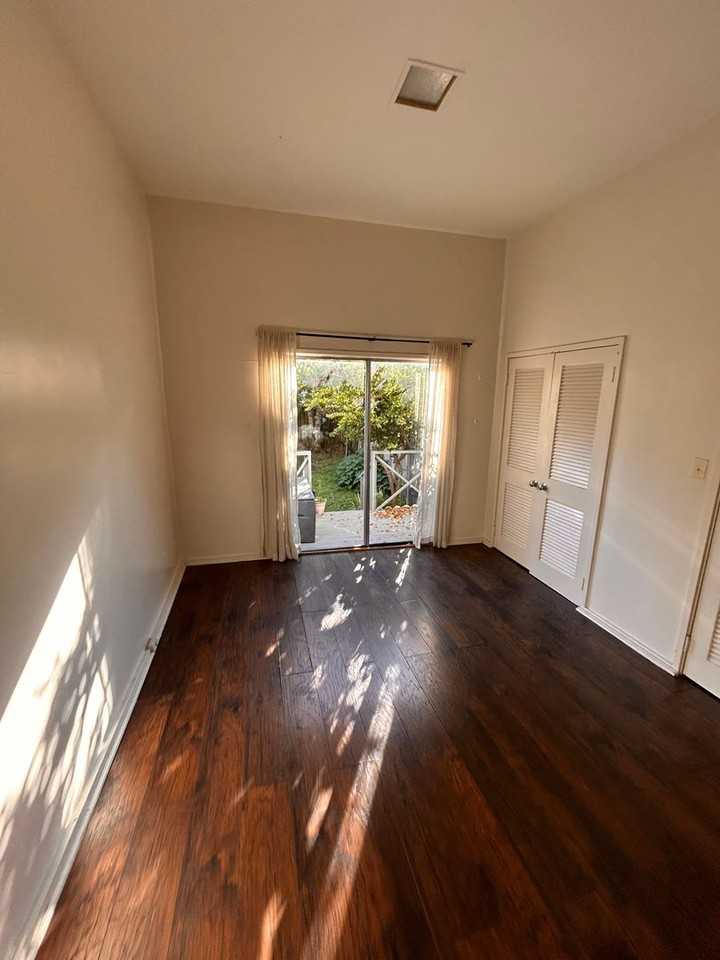 5516 5516 - 5518 Perrier Street - 5516 #5516 - Photo 3 of 10