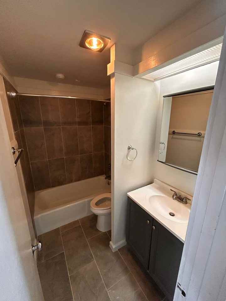 5516 5516 - 5518 Perrier Street - 5516 #5516 - Photo 7 of 10