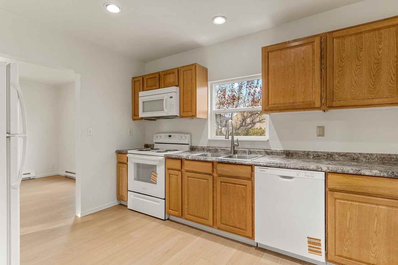 3847 Mckee Ln - Photo 6 of 14