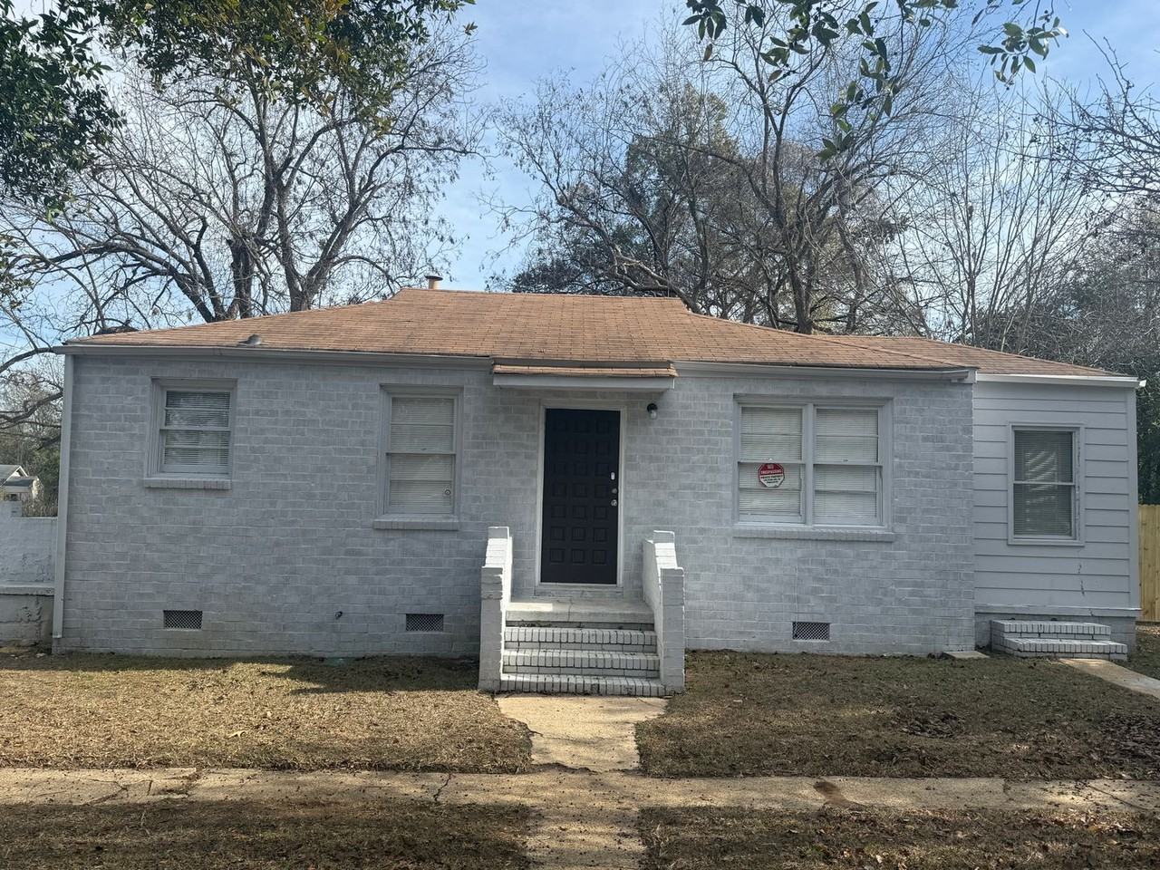 2348 S Lumpkin Rd - Photo 3 of 20