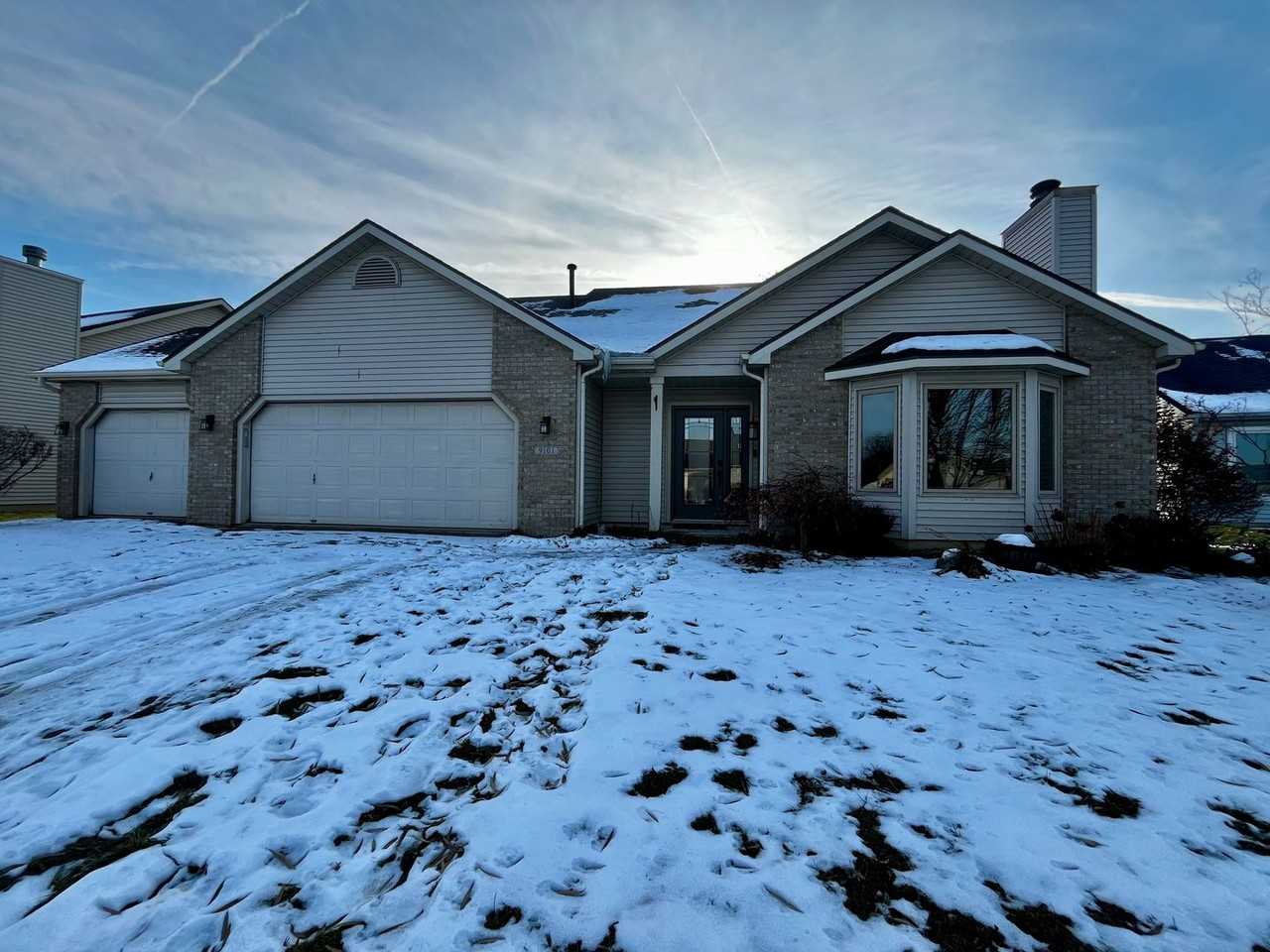 9101 Olmston Dr - Photo 2 of 40