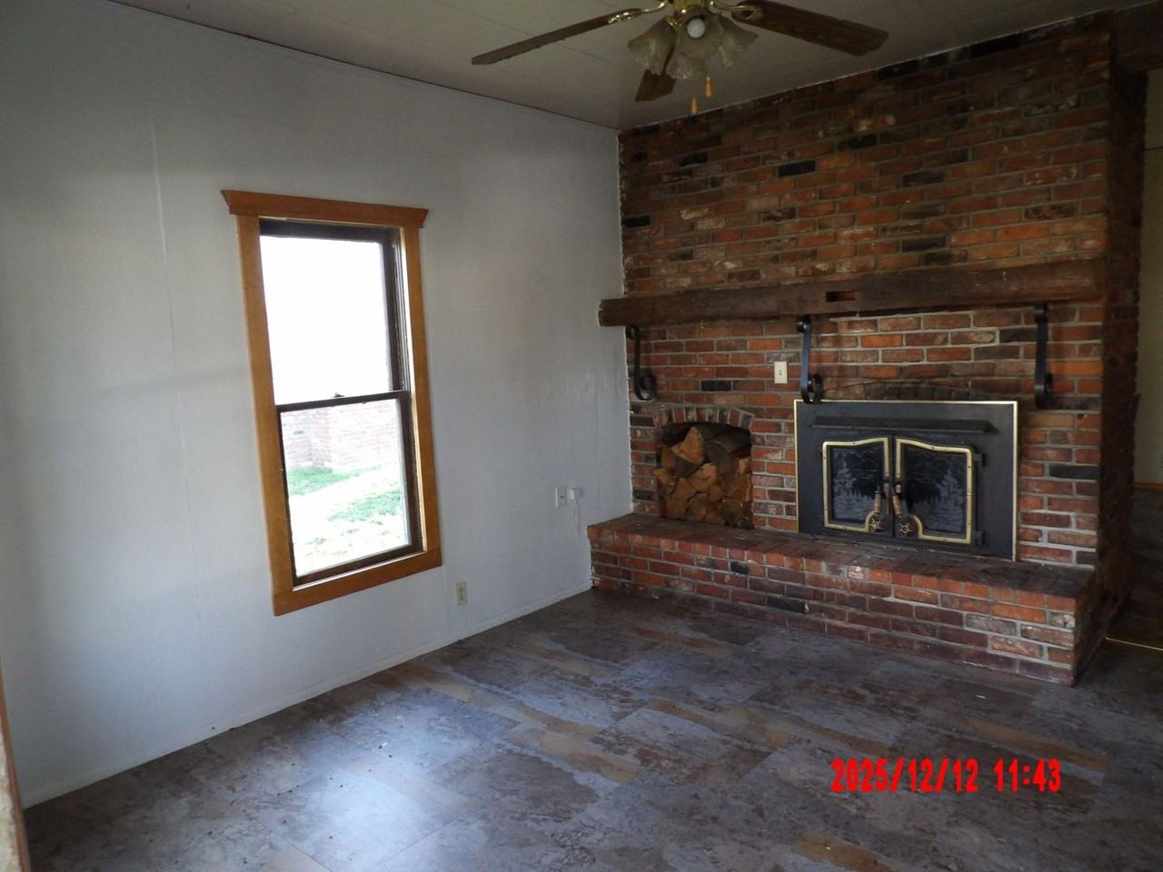 1308 X Ave - Photo 3 of 23