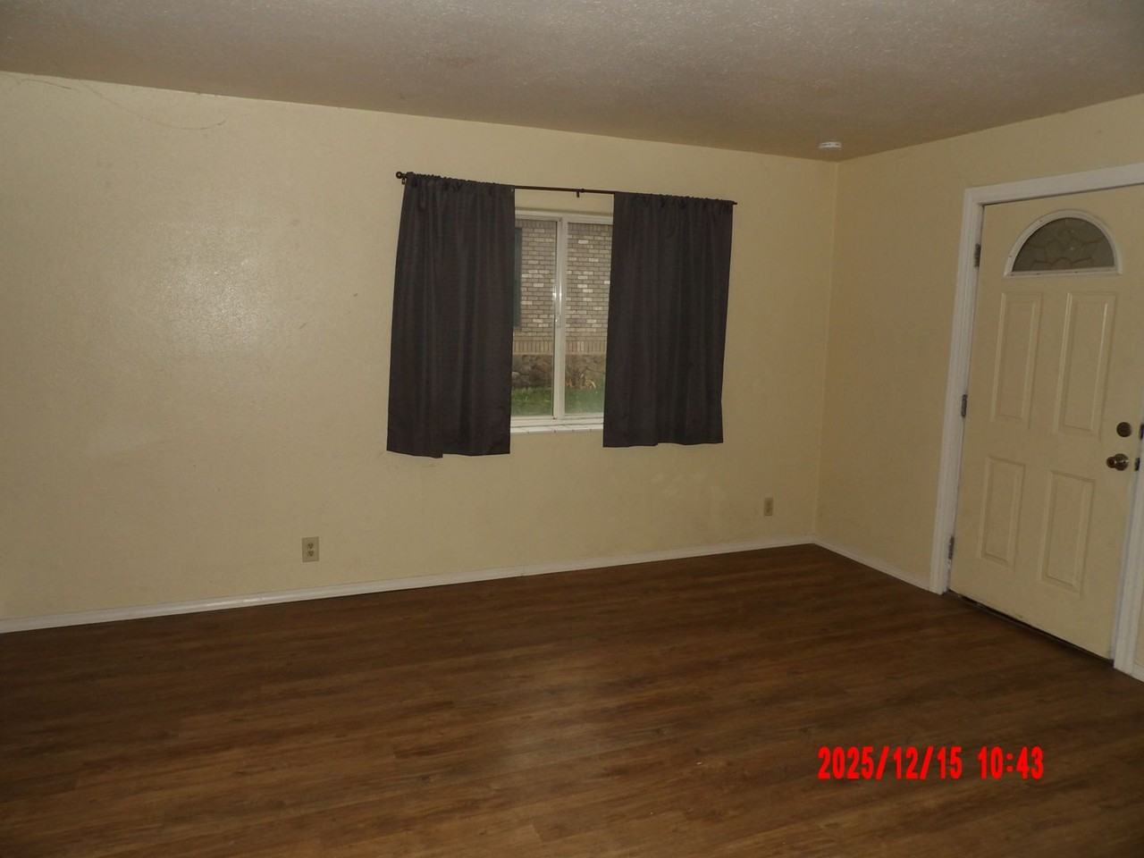 1310 X Ave - Photo 3 of 24