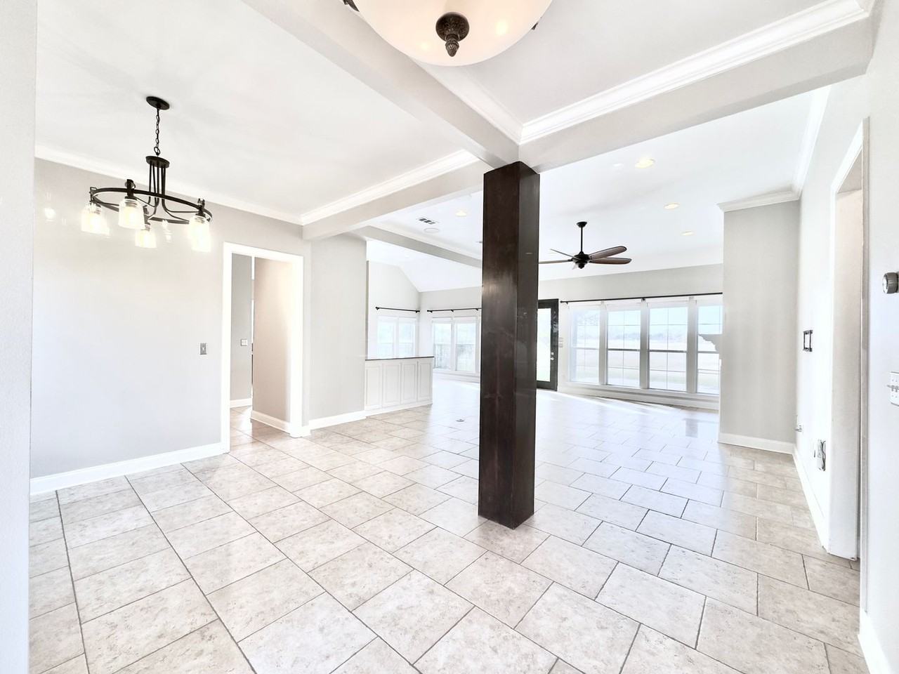 6157 Breeze Point Dr - Photo 3 of 33