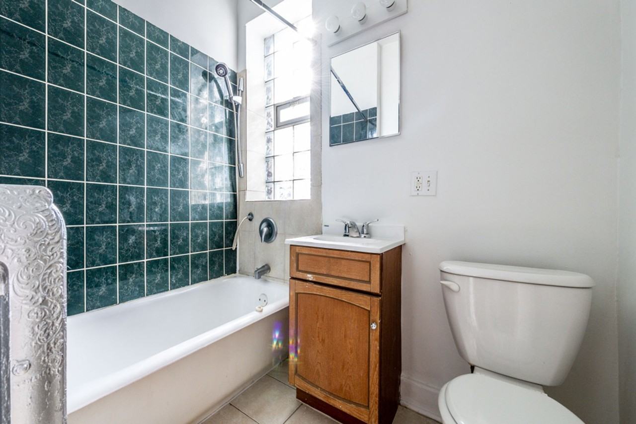 7941 S Marquette - Photo 2 of 16