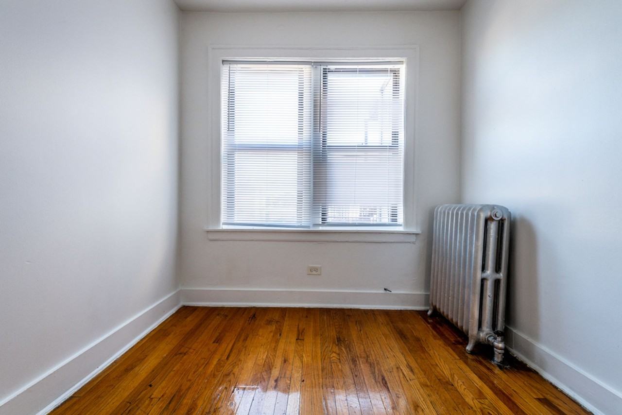 7944 S Paulina - Photo 3 of 18