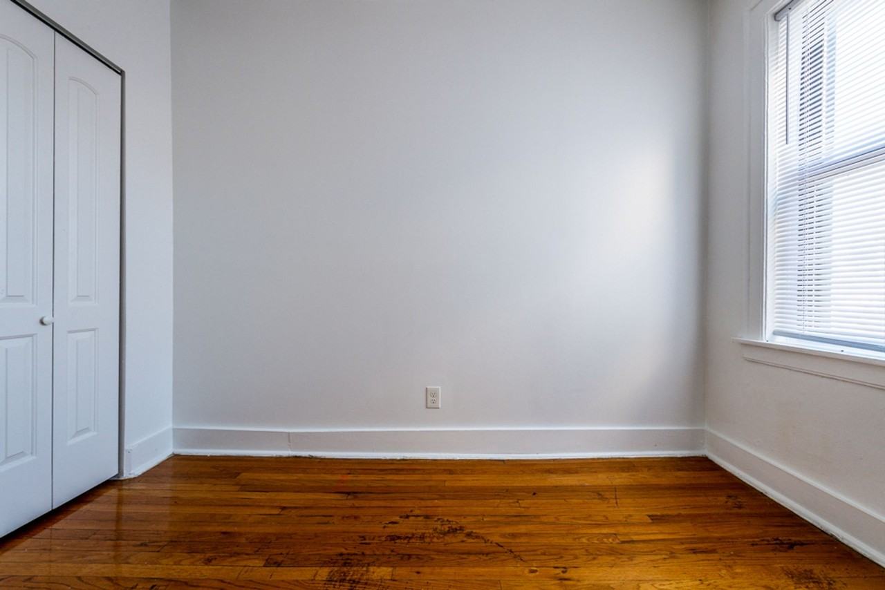 7944 S Paulina - Photo 4 of 18