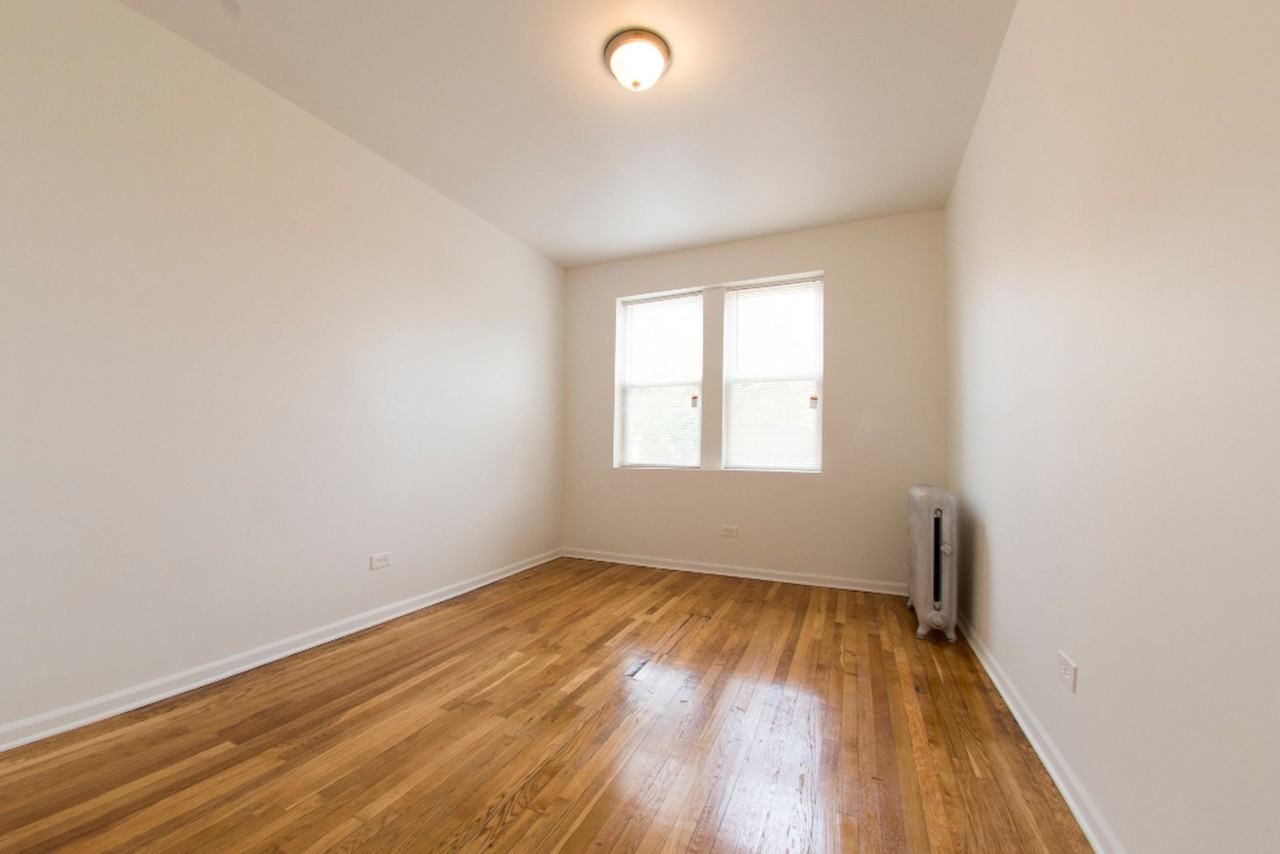 1860 S Komensky Ave Chicago, IL 60623 - Photo 6 of 25