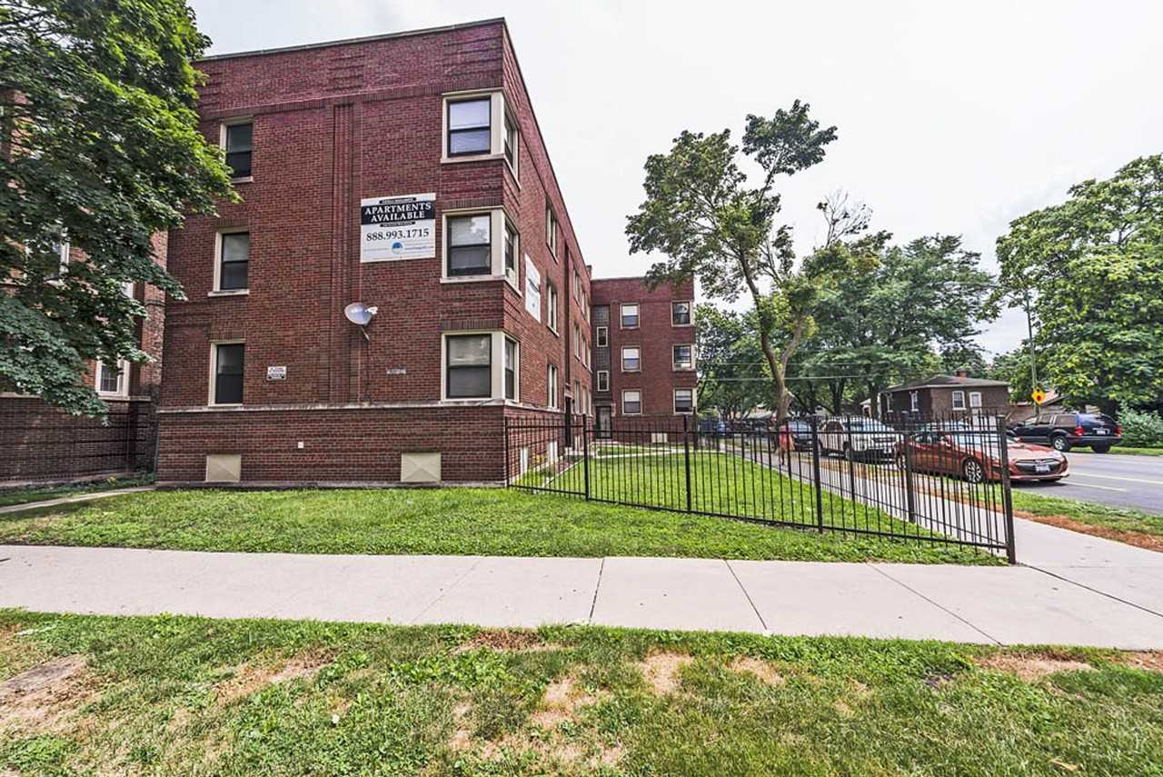 8255 S Maryland 8259 S Maryland Chicago, IL 60619 - Photo 7 of 16